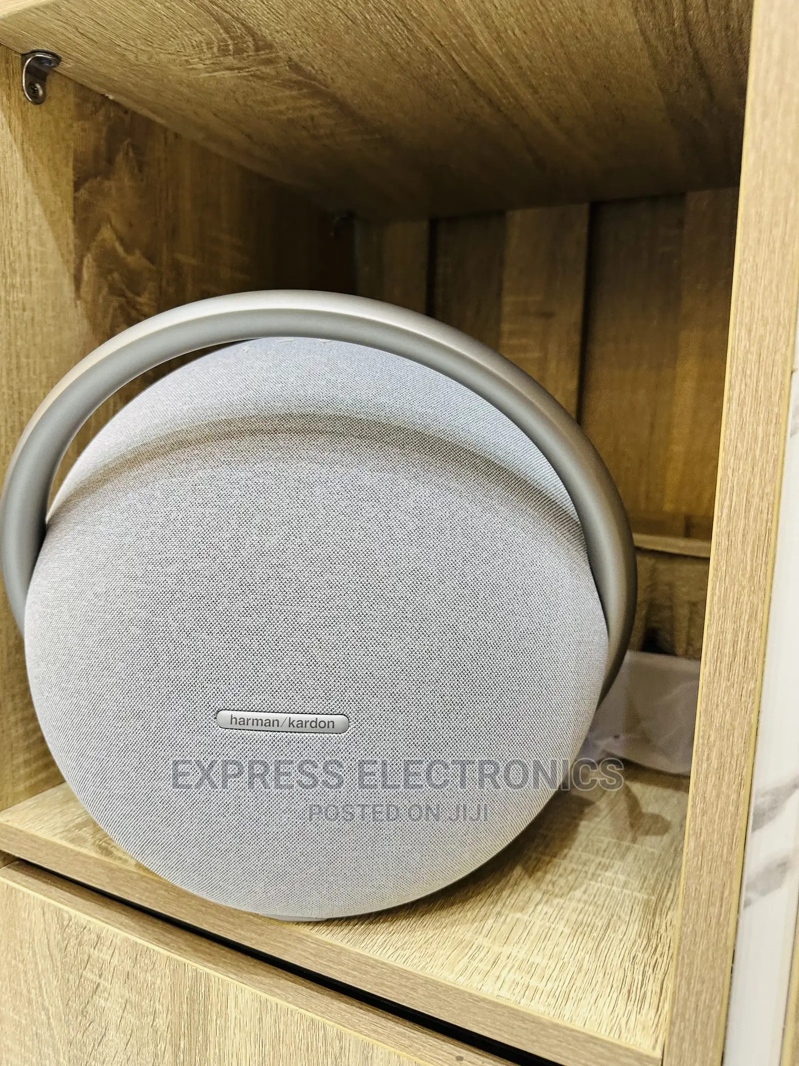 Onyx 8 Studio Bluetooth Wireless Bluetooth Streaming