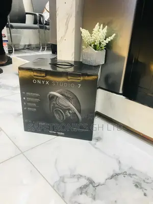 Harman Kardon Onyx Studio7 Bluetooth Sound System