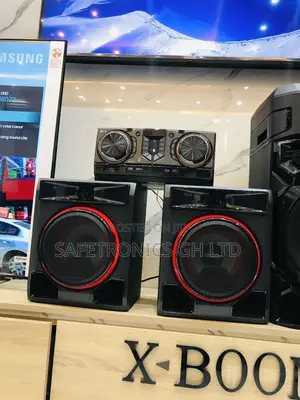 X-Boom Hifi LG Cl87 2350W
