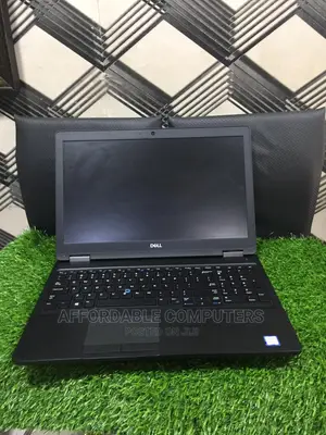 New Laptop Dell Precision 3530 16GB Intel Core I7 SSD 512GB