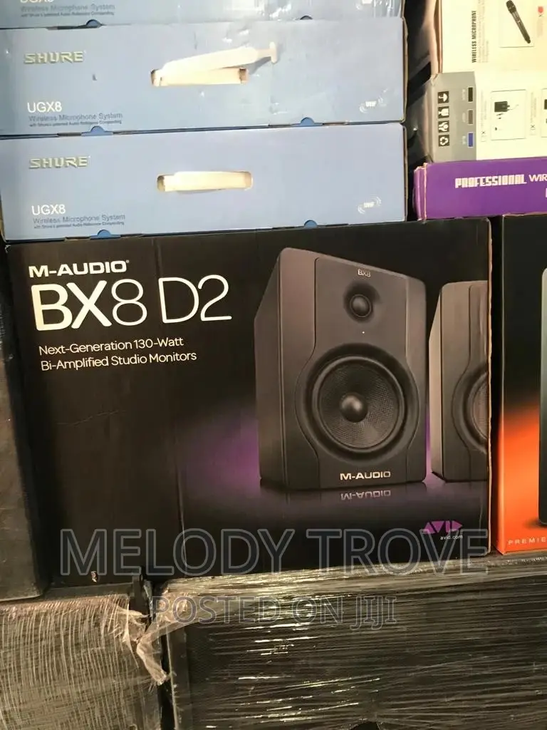 BX8 D2 Studio Monitor (Black)