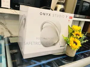 Memorable Speaker Onyx Harman Kardon Studio7 Bluetooth