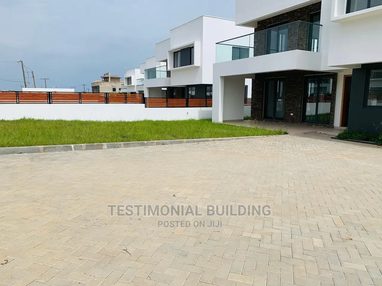 5bdrm House in Testimonial Building, East Legon for sale
