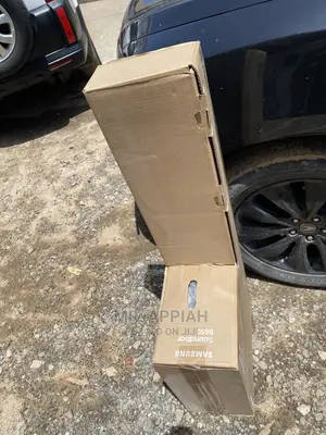 High Quality Samsung HW-B650 430W 3.1-Ch Soundbar System.
