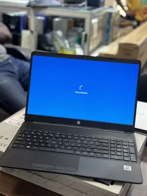 New Laptop HP 15 4GB Intel Core i5 HDD 1T