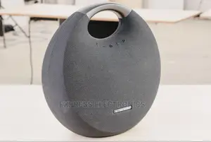 Creat Your Own Vibes With Onyx 6 Studio Speaker