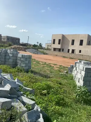 5 Plot of Land for Sale at Kwabanya