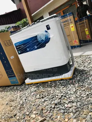 7kg Washer Midea WT100W700 