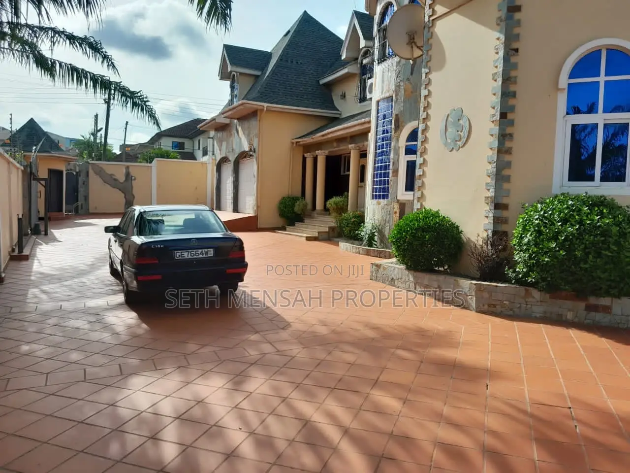 Furnished 6bdrm House in Achimota for sale