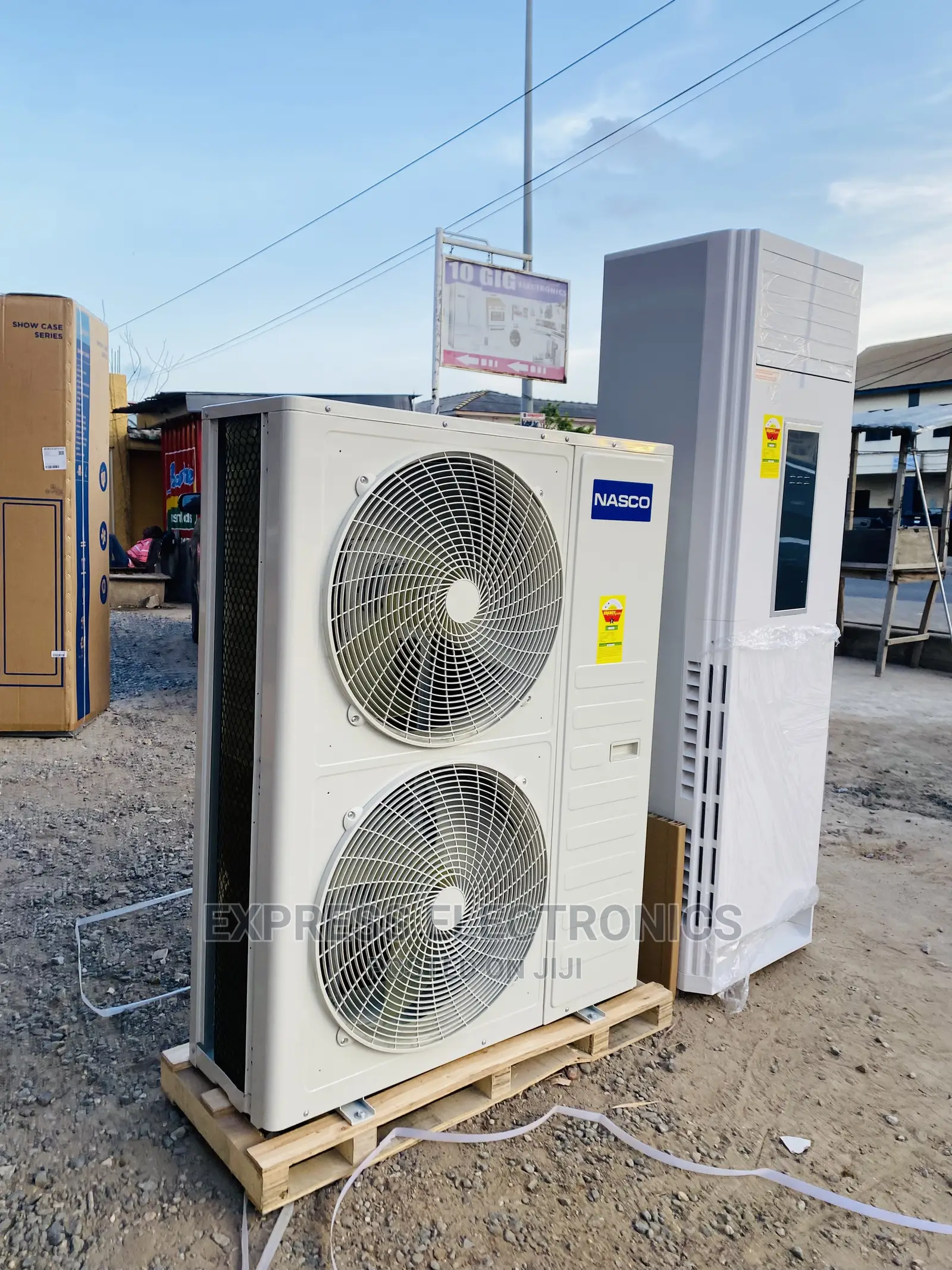 Auto Defrosting Split White Nasco 5.0hp Floor Standing Ac