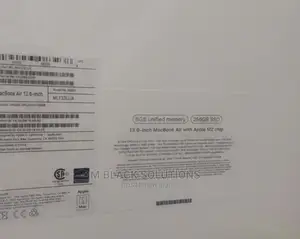 New Laptop Apple MacBook Air 2022 M2 8GB Apple M2 SSD 256GB