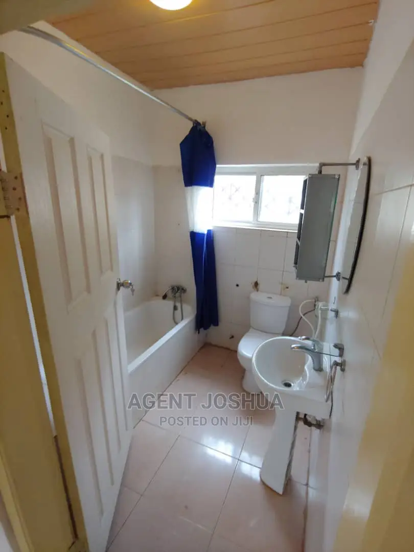 3bdrm House in Manet Court Estate, Spintex for rent
