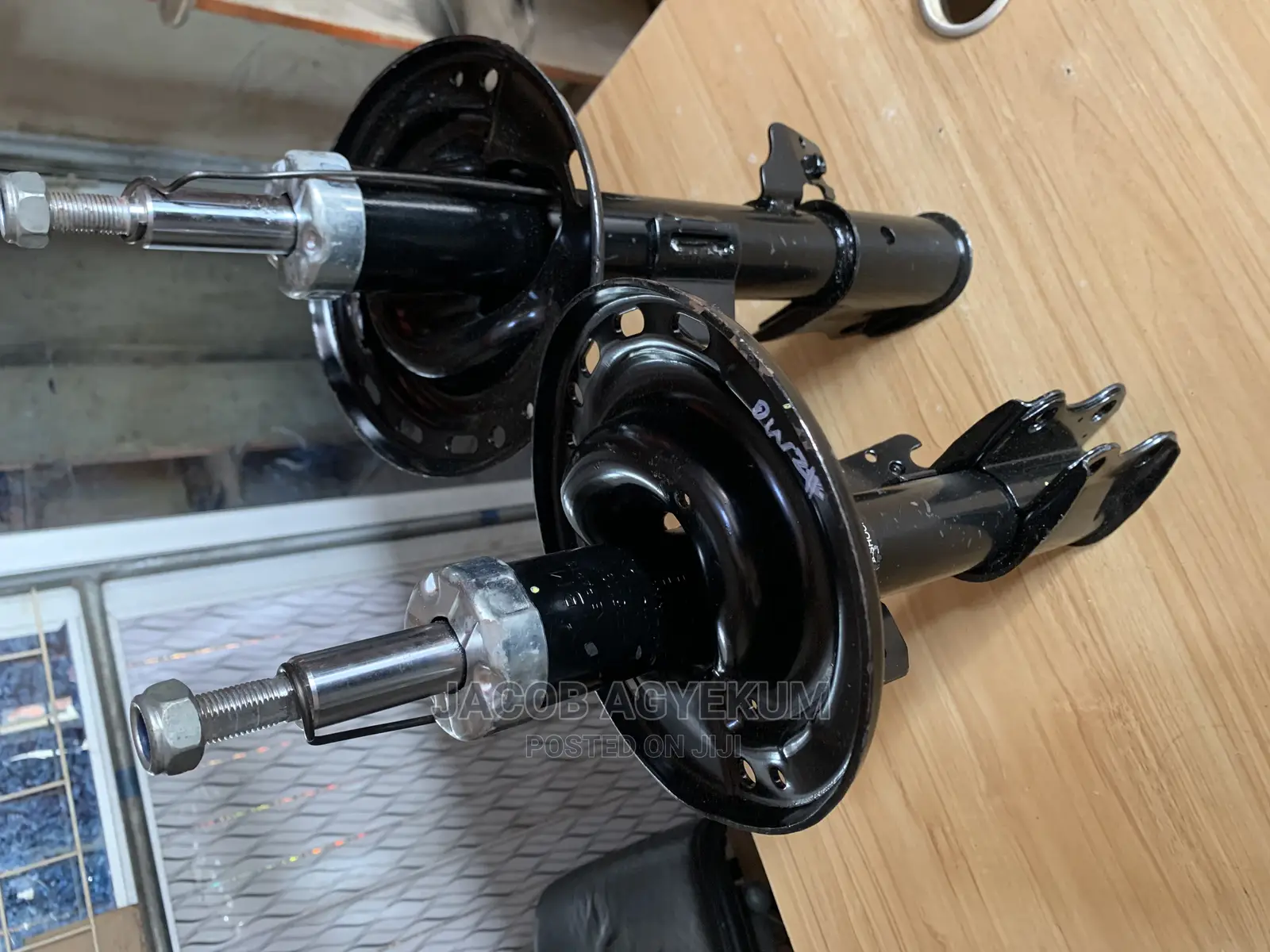 Toyota Highlander Front Shocks Absorber 2010/12