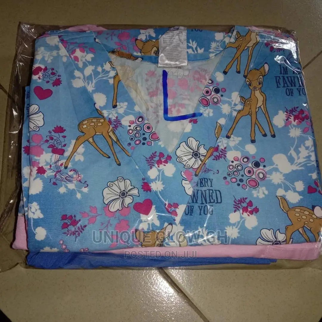 Foreign Used Medical Scrubs With Down to Match Scrub