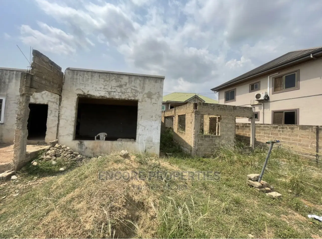 5bdrm House in Encore Properties, Oyibi for sale