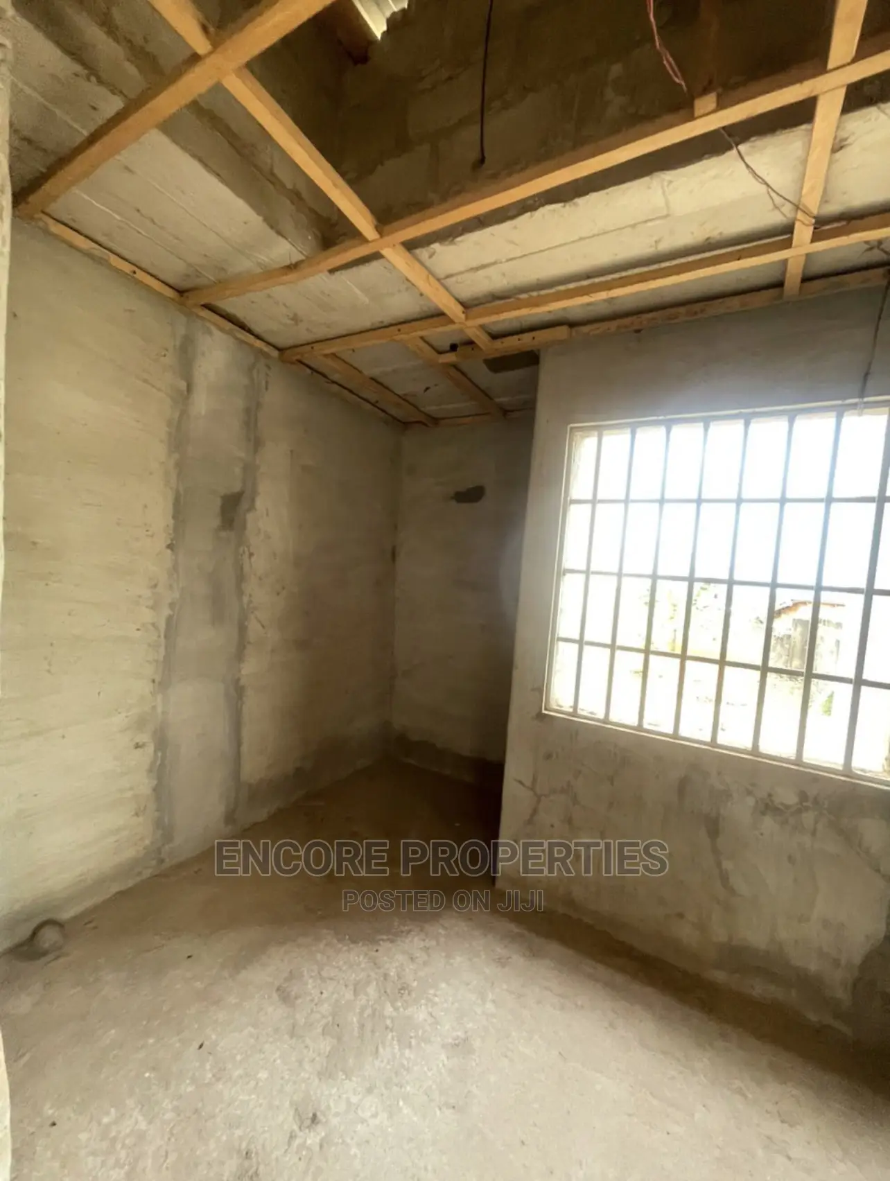 5bdrm House in Encore Properties, Oyibi for sale