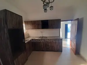 3bdrm House in Ashomang Estate for sale