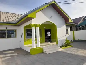 3bdrm House in Ashomang Estate for sale