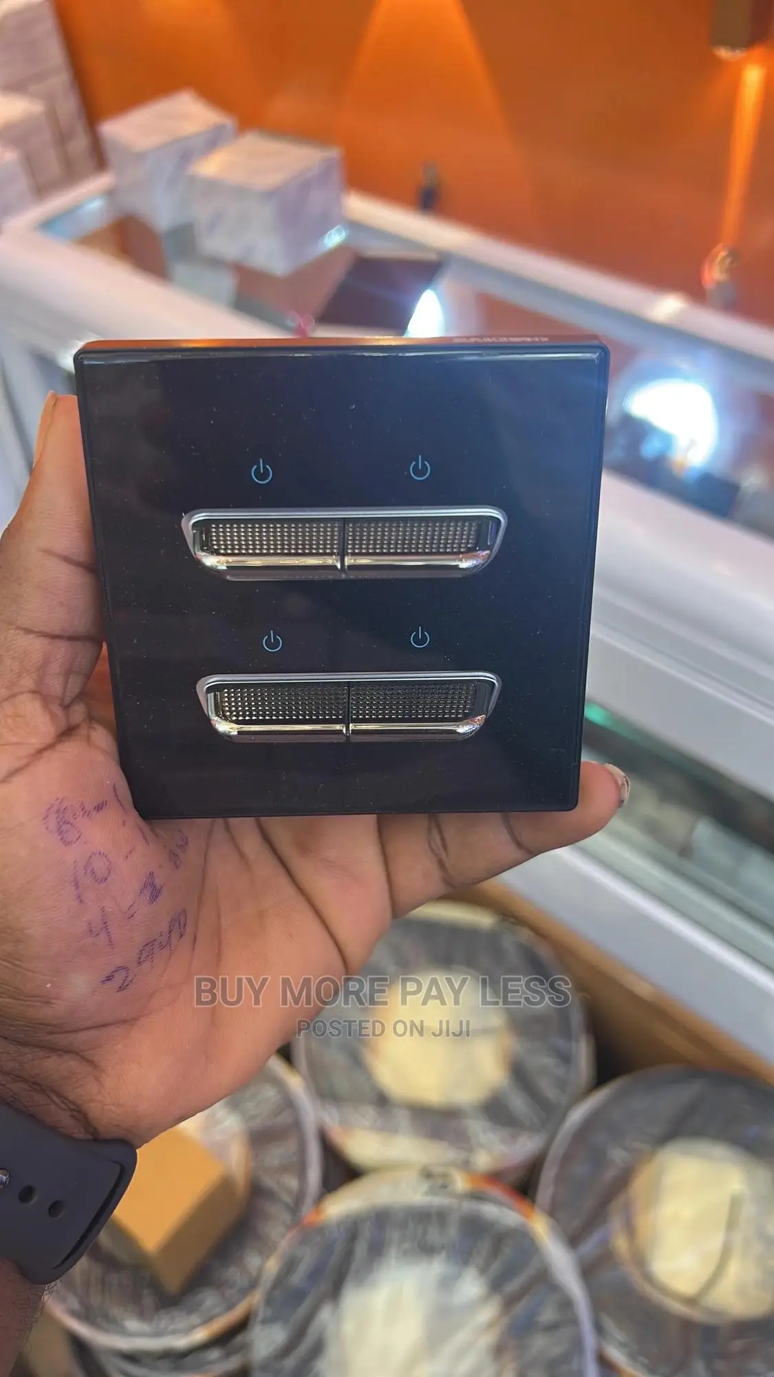 Hybrid New Shiny Black Switches and Sockets