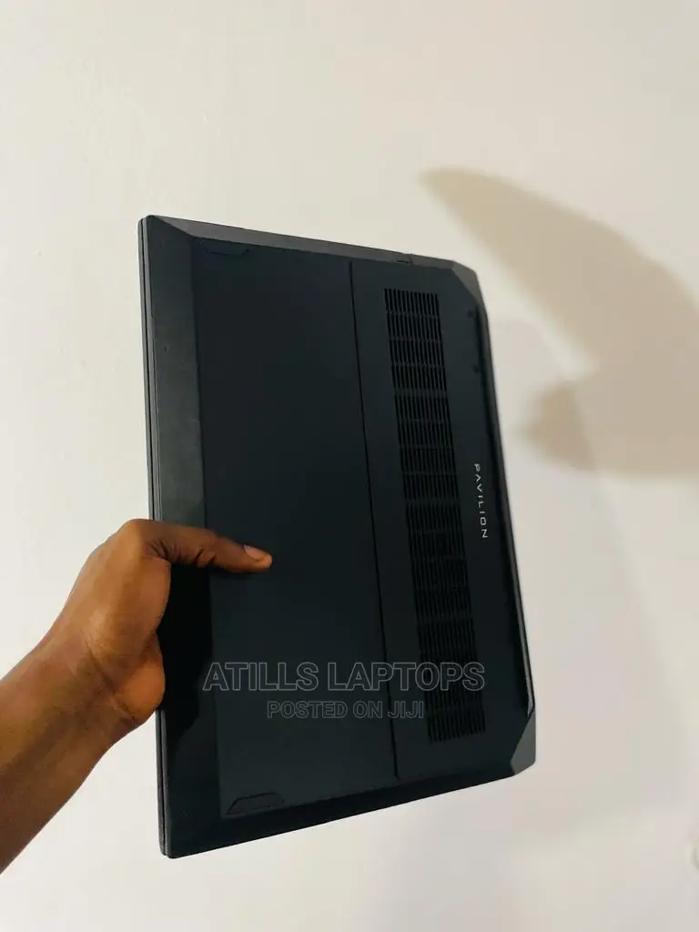Laptop HP Pavilion Gaming 15 2019 16GB Intel Core I5 SSHD+SSD 1.5T