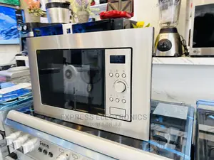 AM717BS7 Midea Inbuilt Microwave Oven Fast Operation