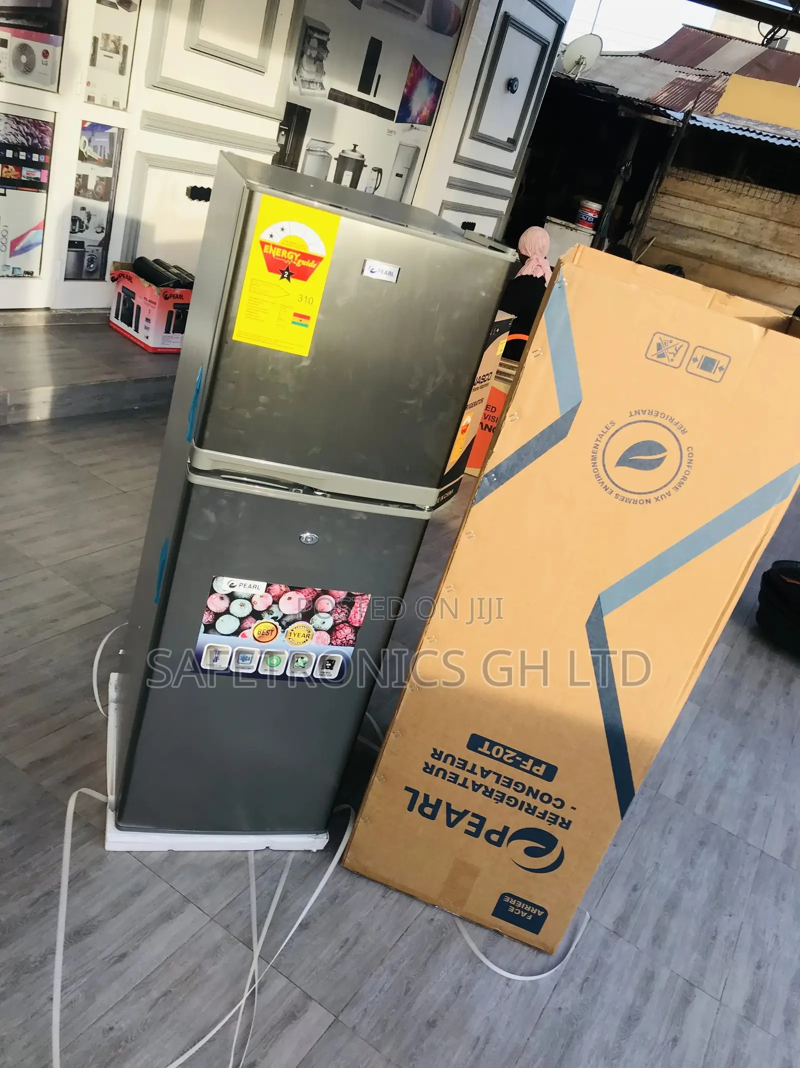 Adjustable Pearl Refrigerator 20T Bottomfreezer 138L 