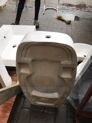 Urinal Pot