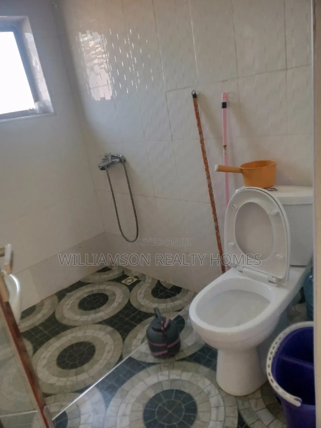 1bdrm Apartment in Hfc Estate, Spintex for rent