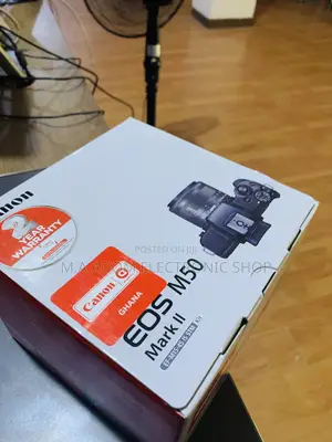 Brand New Canon M50 Mark II Camera With STM Kits Lens