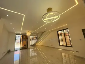 3bdrm House in Skm, Mile 7 for sale