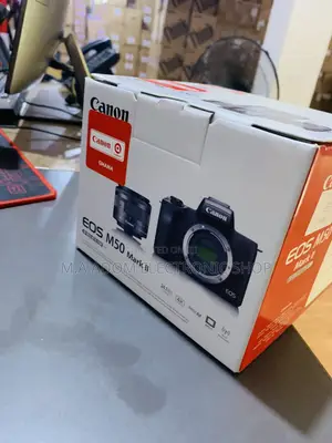 New Canon M50 Mark II UHD Camera With 14-45mm Lens