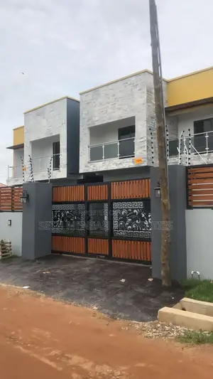 4bdrm House in Skm, Oyarifa Mall Area for sale