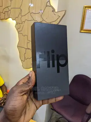 New Samsung Galaxy Z Flip4 128 GB Black