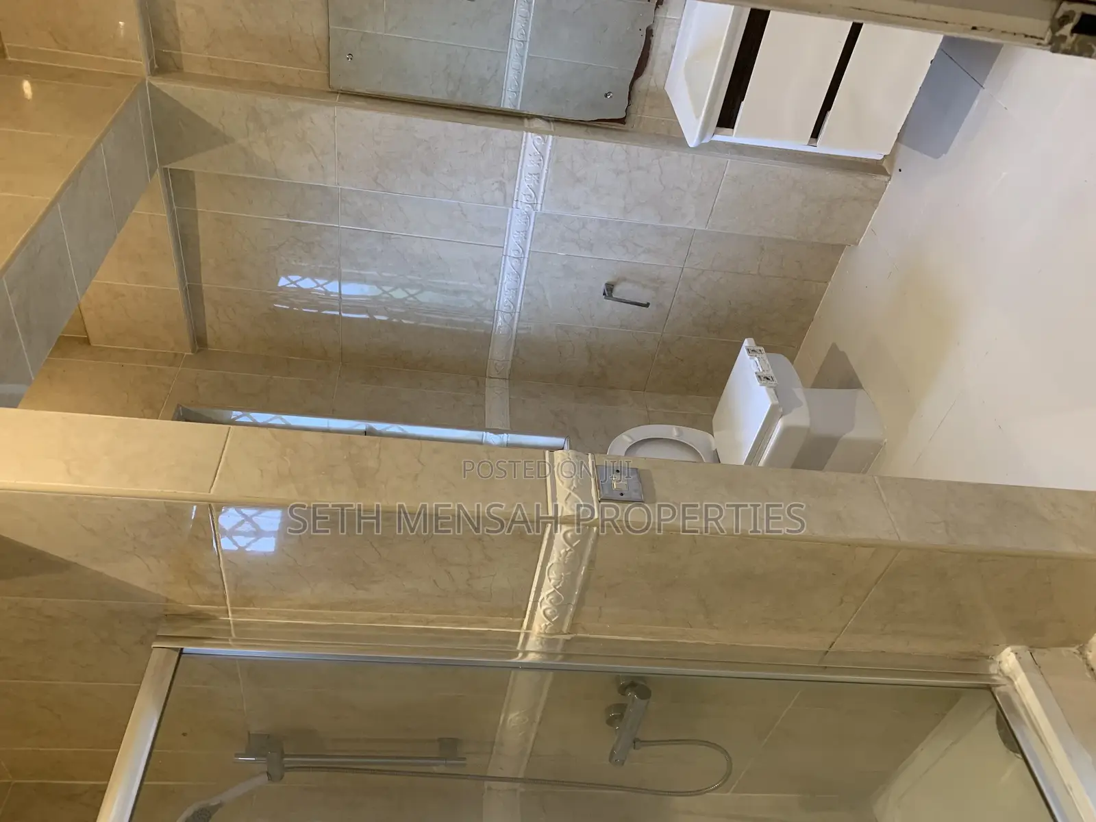 4bdrm House in Adjiriganor for rent