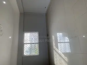 4bdrm House in Adjiriganor for rent