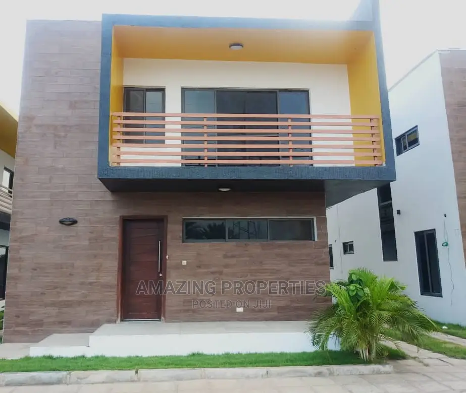 4bdrm Townhouse / Terrace in Abelemkpe for rent