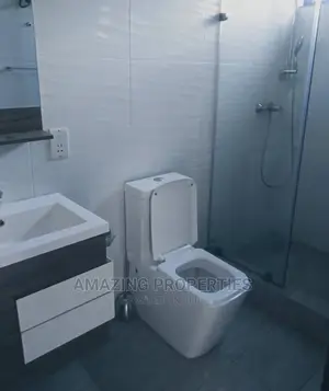4bdrm Townhouse / Terrace in Abelemkpe for rent