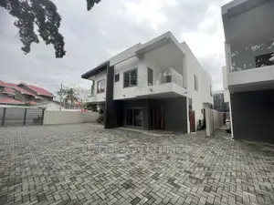 Furnished 3bdrm Townhouse / Terrace in Charclem Ventures, Labone
