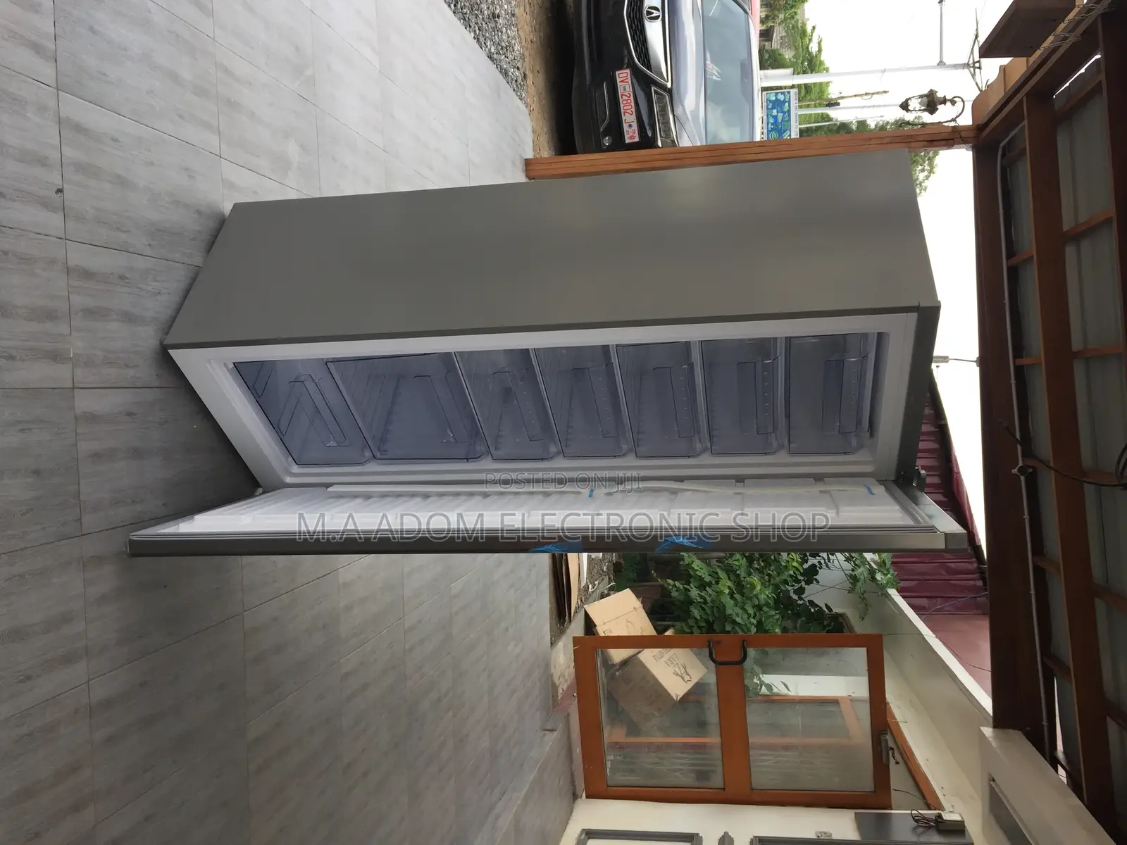 First Class Pearl Upright Freezer (Puf-370)