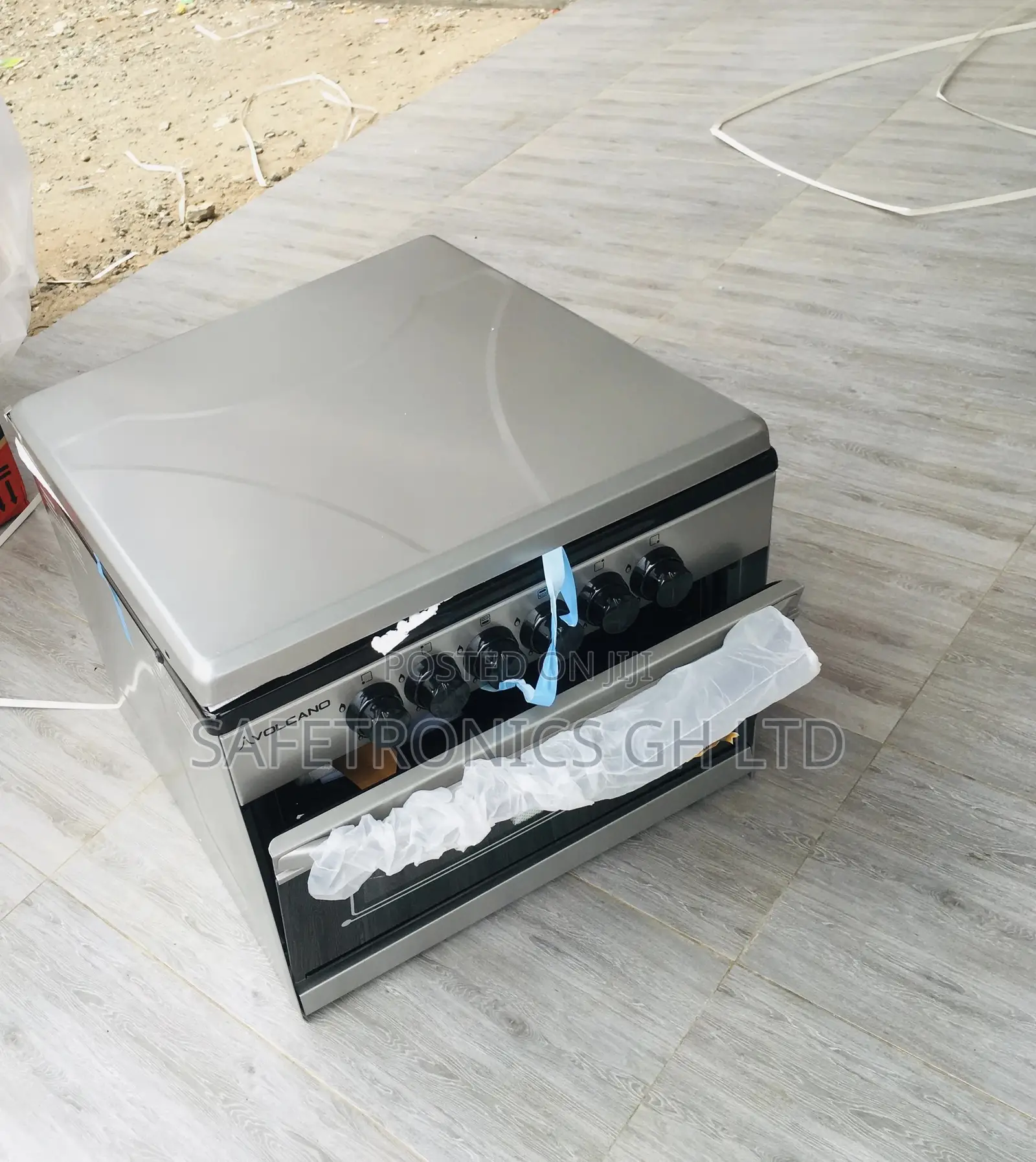 Volcano 4 Gas on Sales 50x50 Oven With Grill Mini 
