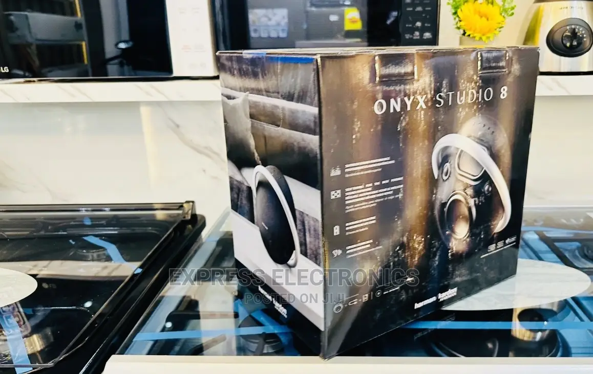 Sleek High Quality Bluetooth Speaker Onyx Studio 8
