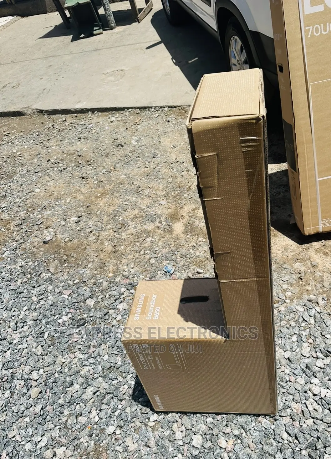 Sleek Black High Quality Soundbar Woofer Samsung B605 430W
