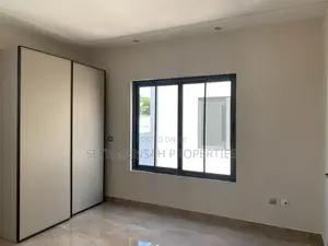 4bdrm Townhouse / Terrace in Skm, Airport Residential Area for rent