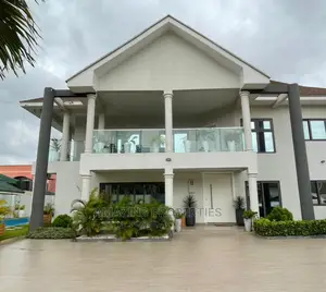 5bdrm House in East Legon for sale