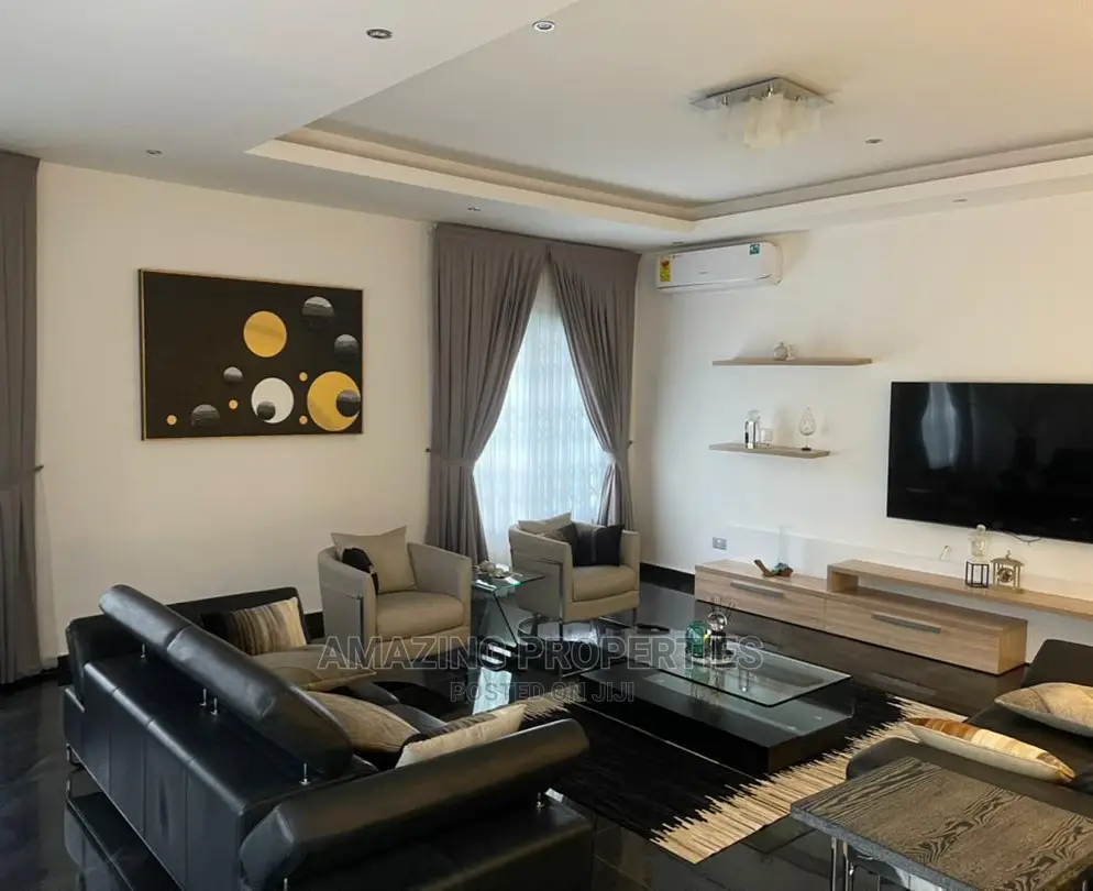 5bdrm House in East Legon for sale