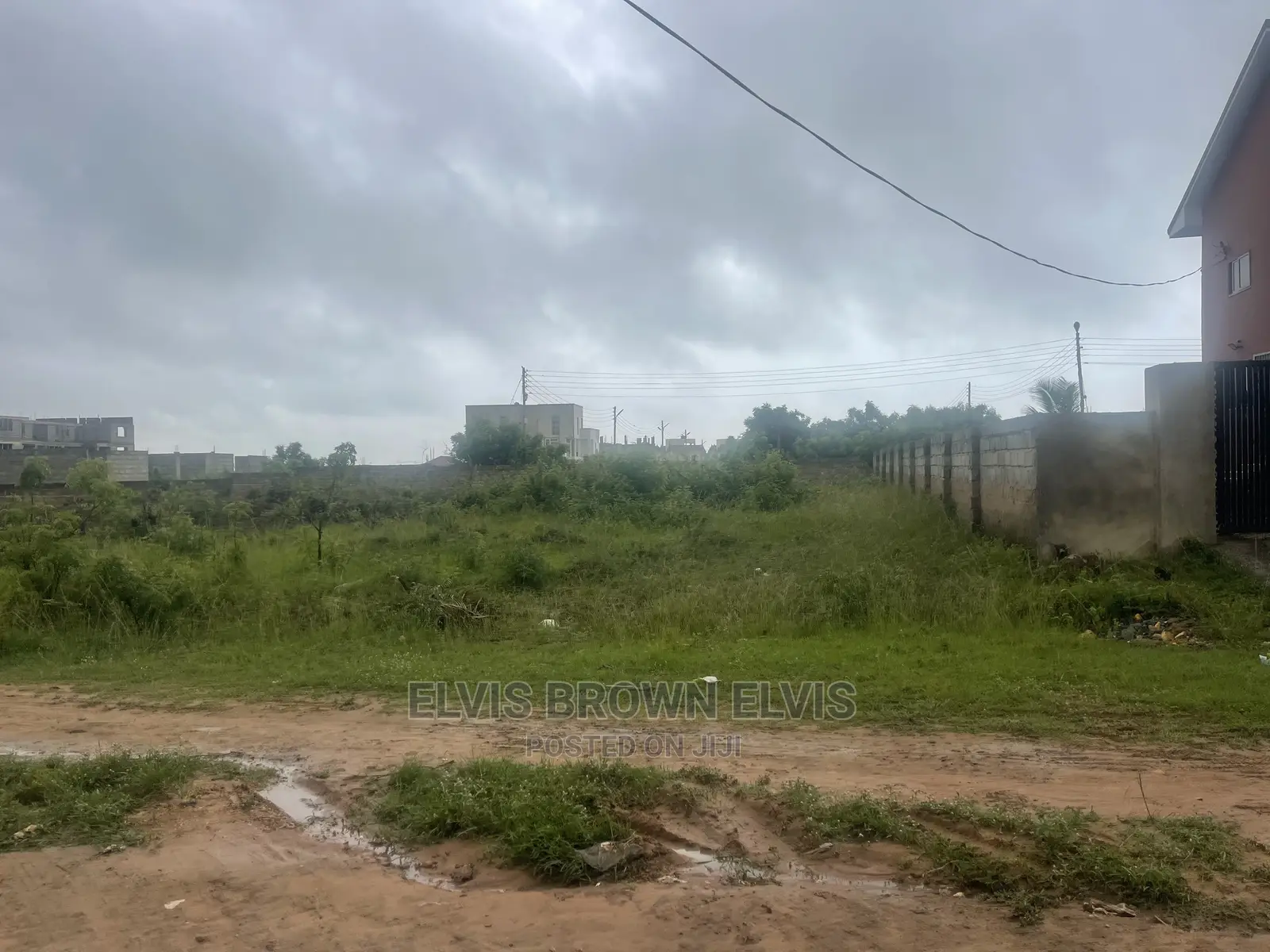 Do Call for a Genuine Plot for Sale at Legon Hills