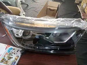 Honda Cr-v Headlight
