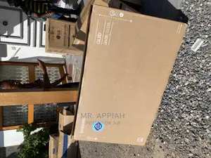 Authentic Samsung(55q60a)55” Led Tv With Alexa Built In.