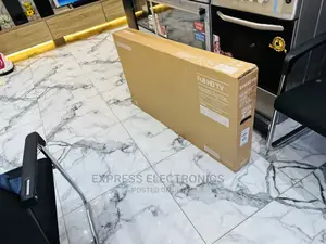 Dynamic Crystal FHD Smart Samsung T5300 43” Tv 