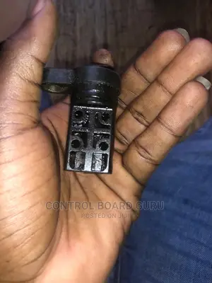 Nissan Crankshaft Position Sensor ( Crank Sensor)